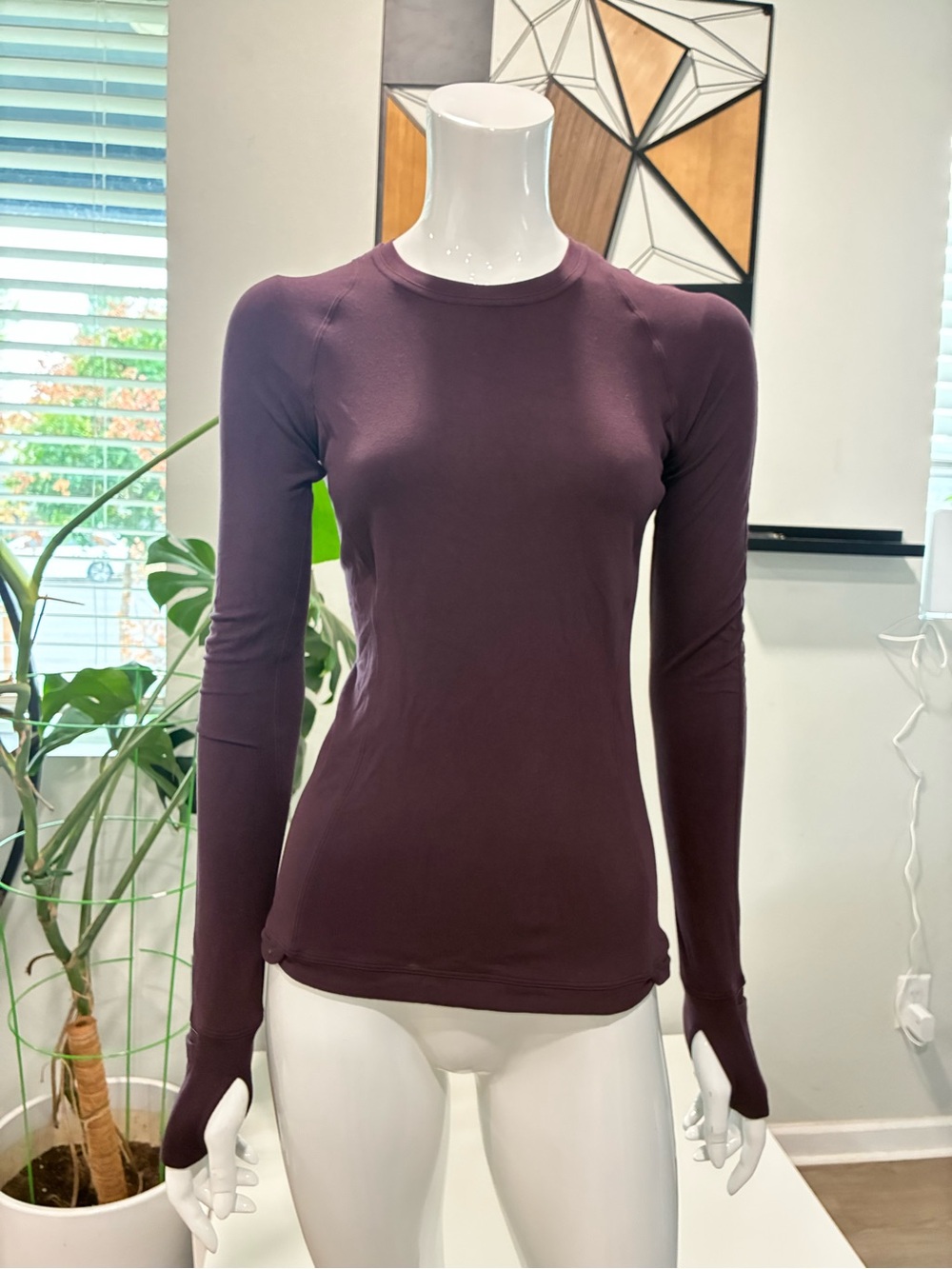 lululemon athletica Women's Deep Plum Long-Sleeve Crew